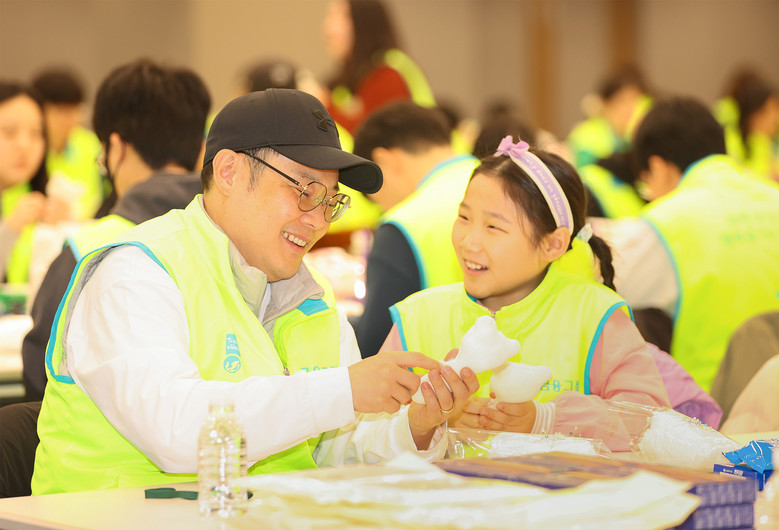 하나금융그룹, 미혼모 가정을 위한  ...