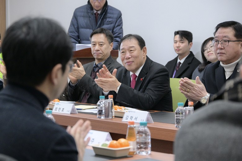 최민호 시장, 소통으로 만드는 