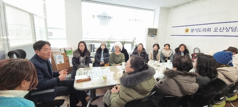 조용호 도의원, 무형유산 예술인 지...