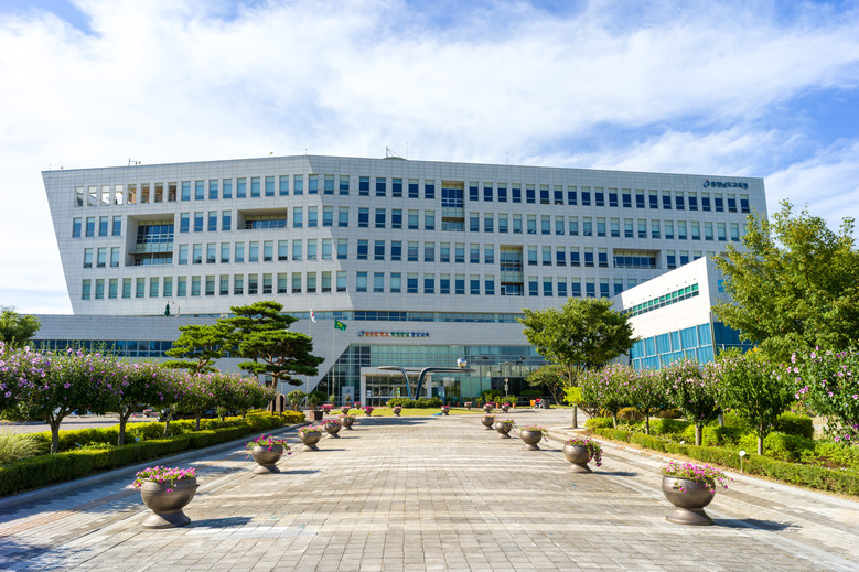 충남교육청, 촘촘한 교육활동 보호 안...