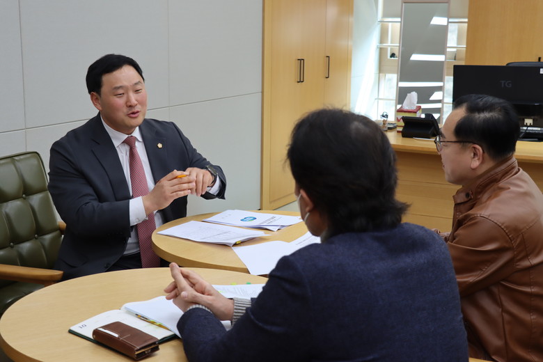 고준호 도의원 “평화경제특구 최적지는...