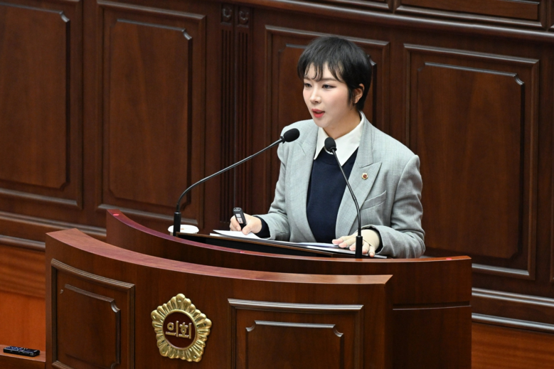 위탁가정도 가족으로 인정하는 조례  ...